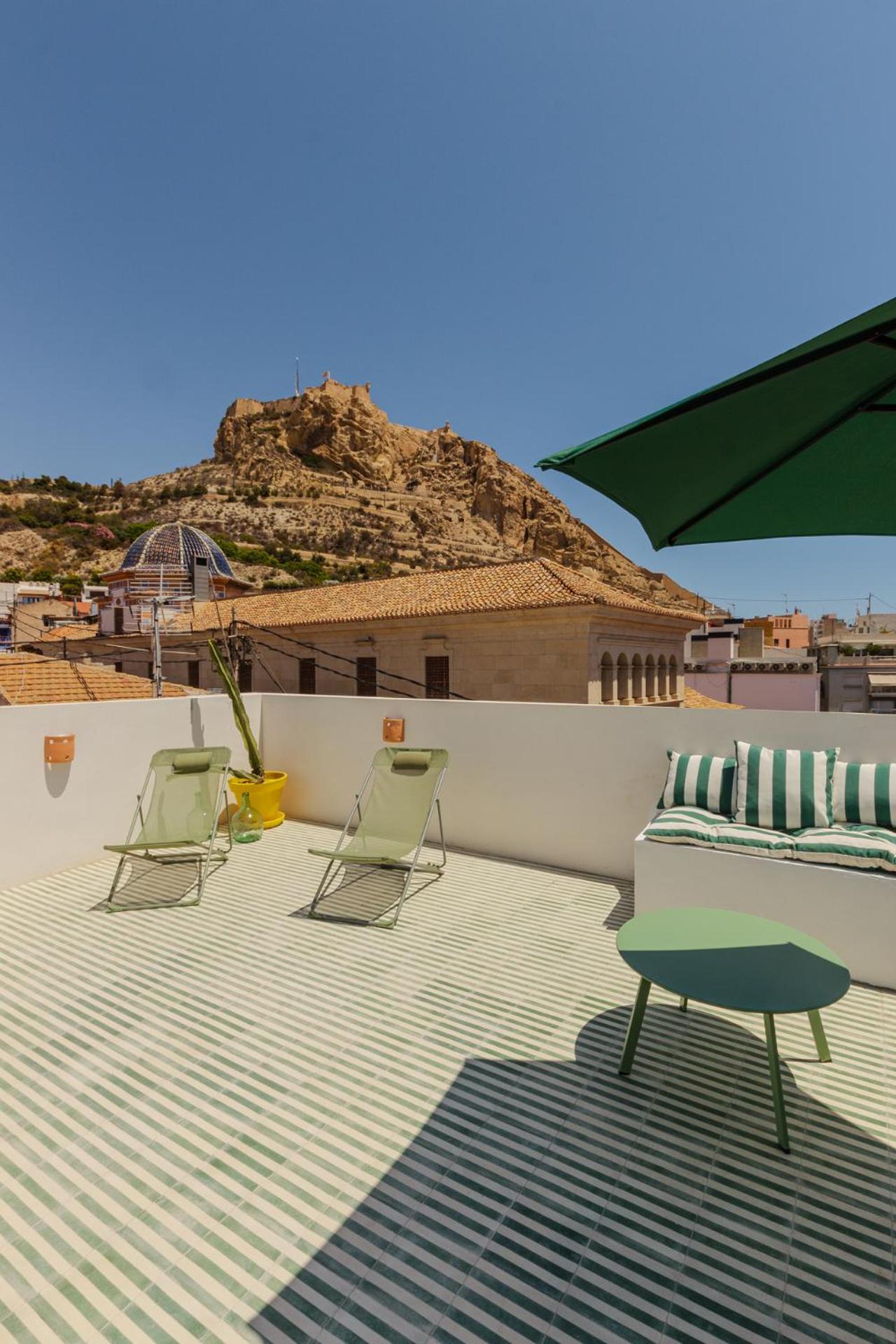 Penthouse With Breathtaking Views Of Heart Of Alicante Exterior photo